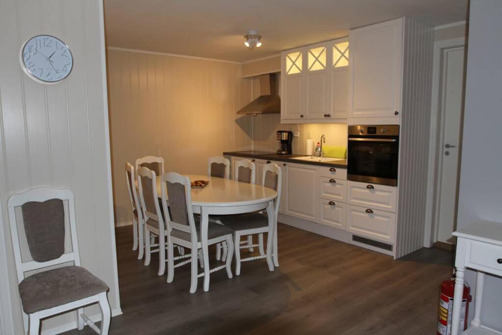 Best Of Lyngen Panorama Apartment Lyngseidet Exterior photo
